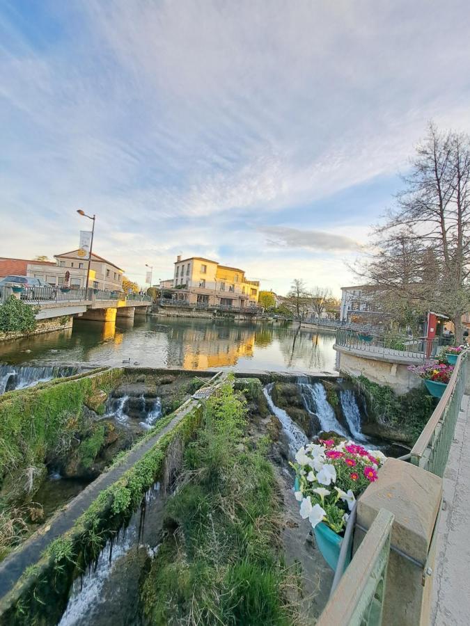 Le Studio De La Place Chalier L'Isle-sur-la-Sorgue Ngoại thất bức ảnh