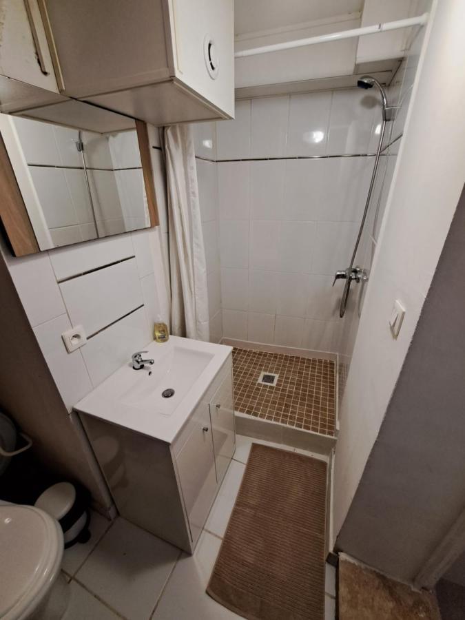 Le Studio De La Place Chalier L'Isle-sur-la-Sorgue Ngoại thất bức ảnh